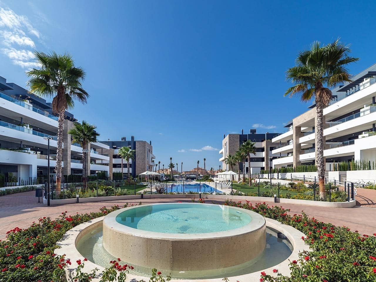 3 sypialnia Apartament na sprzedaż w Playa Flamenca z basenem - 489 000 € (Ref: 9833603)