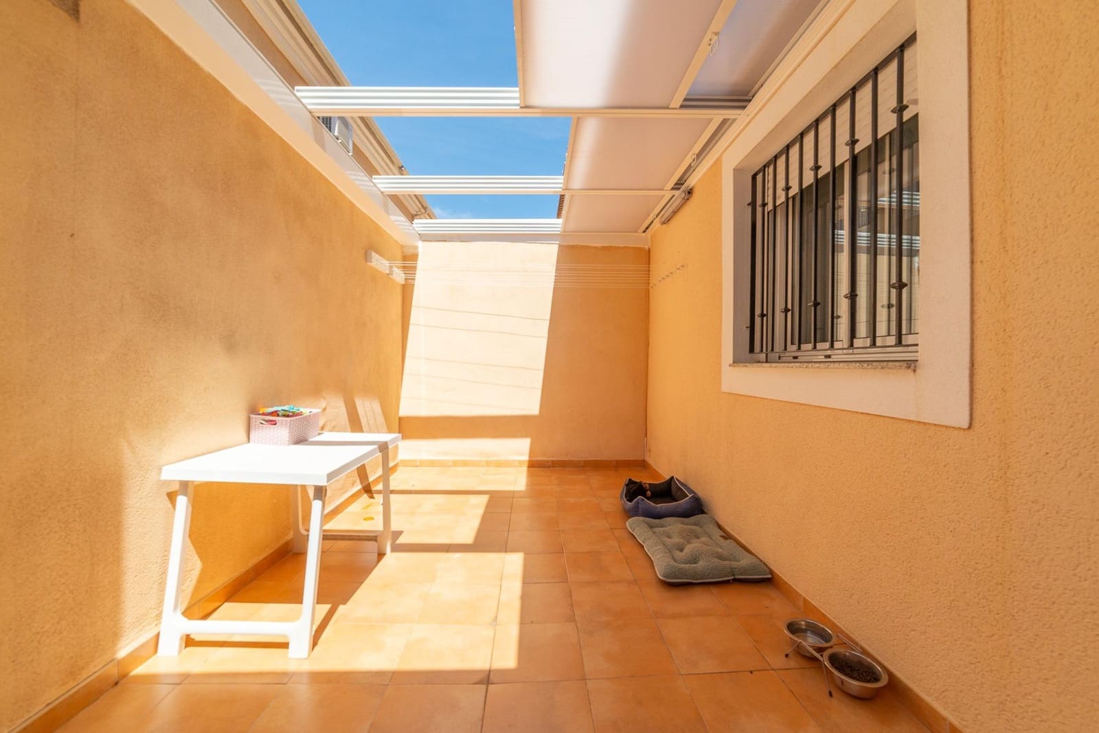 4 bedroom Terraced Villa for sale in San Javier with garage - € 335,000 (Ref: 9849295)