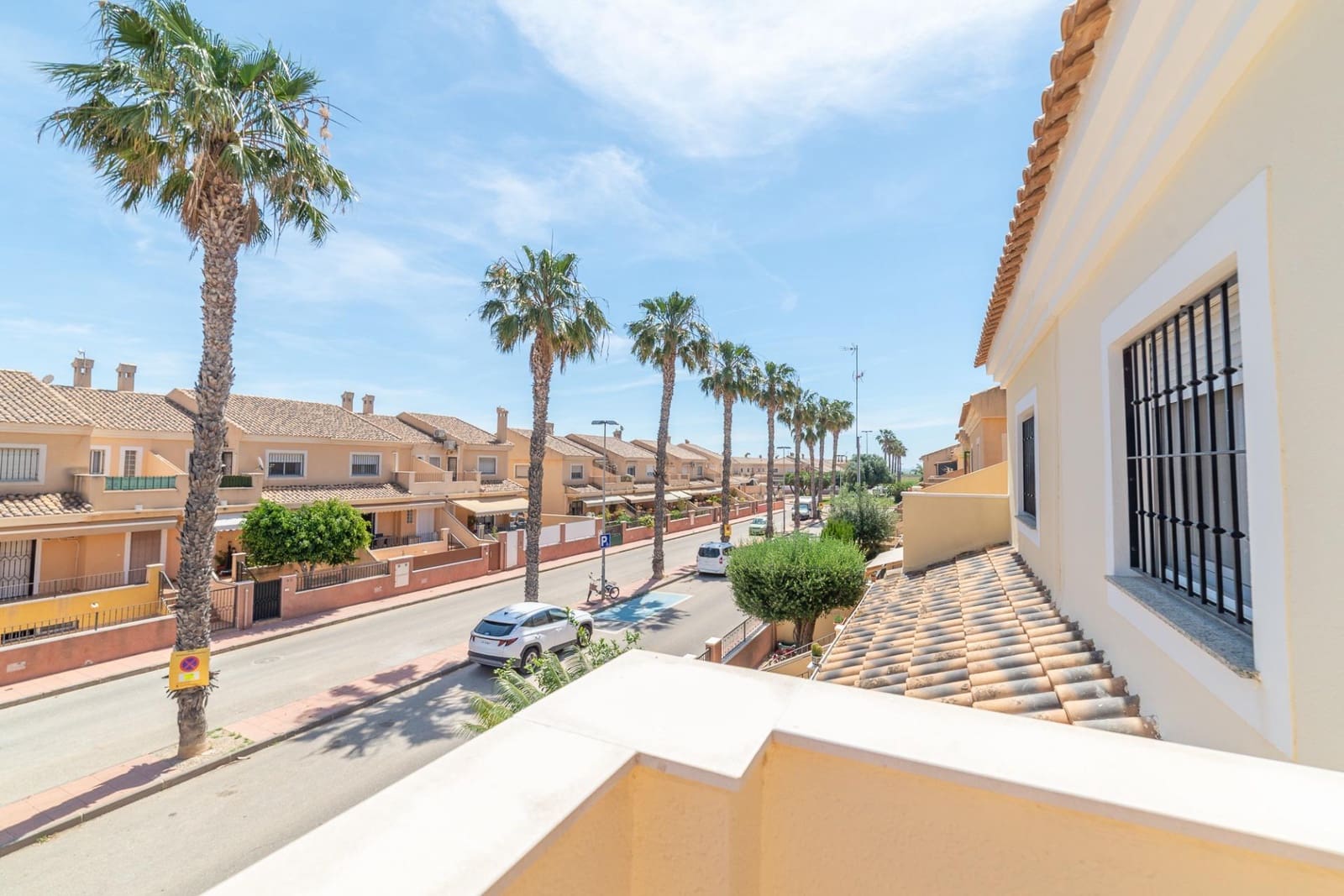 4 bedroom Terraced Villa for sale in San Javier with garage - € 335,000 (Ref: 9849295)