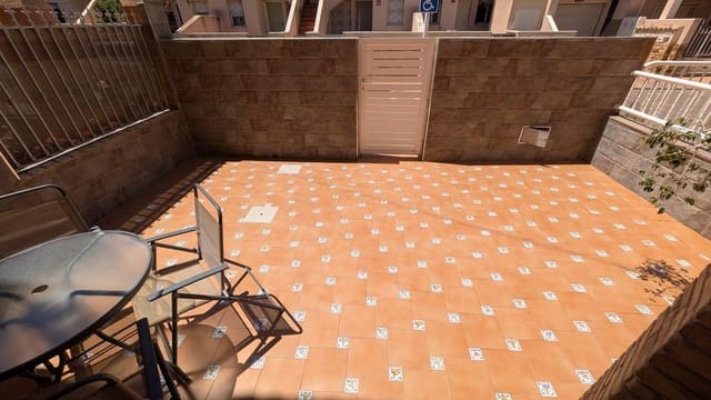 5 soveværelse Rækkehus til salg i Lo Pagan, San Pedro del Pinatar - € 243.900 (Ref: 9849296)
