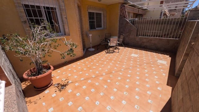 5 soveværelse Rækkehus til salg i Lo Pagan, San Pedro del Pinatar - € 243.900 (Ref: 9849296)