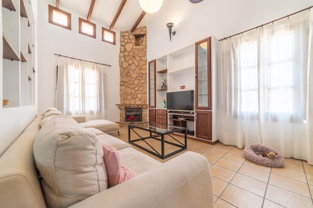 5 quarto Moradia para venda em Santiago de la Ribera, San Javier com piscina garagem - 580 000 € (Ref: 9857627)
