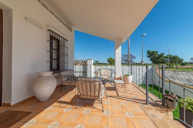 5 quarto Moradia para venda em Santiago de la Ribera, San Javier com piscina garagem - 580 000 € (Ref: 9857627)