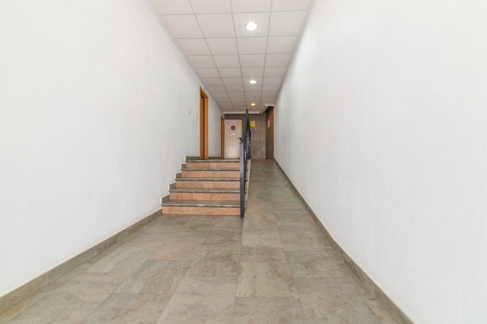 2 bedroom Apartment for sale in San Javier - € 124,900 (Ref: 9866945)