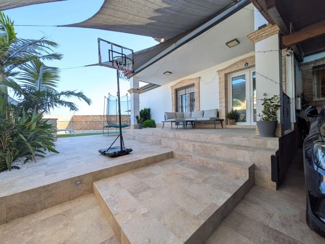 4 soveværelse Villa til salg i Santiago de la Ribera, San Javier med swimmingpool garage - € 475.000 (Ref: 9884737)