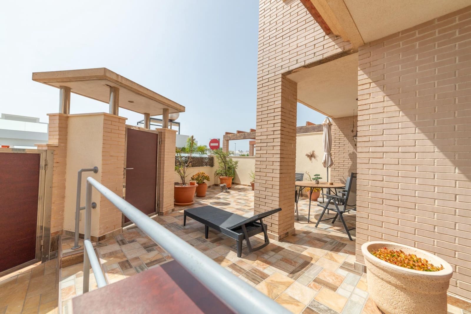 4 bedroom Semi-detached Villa for sale in Santiago de la Ribera with garage - € 309,000 (Ref: 9920393)
