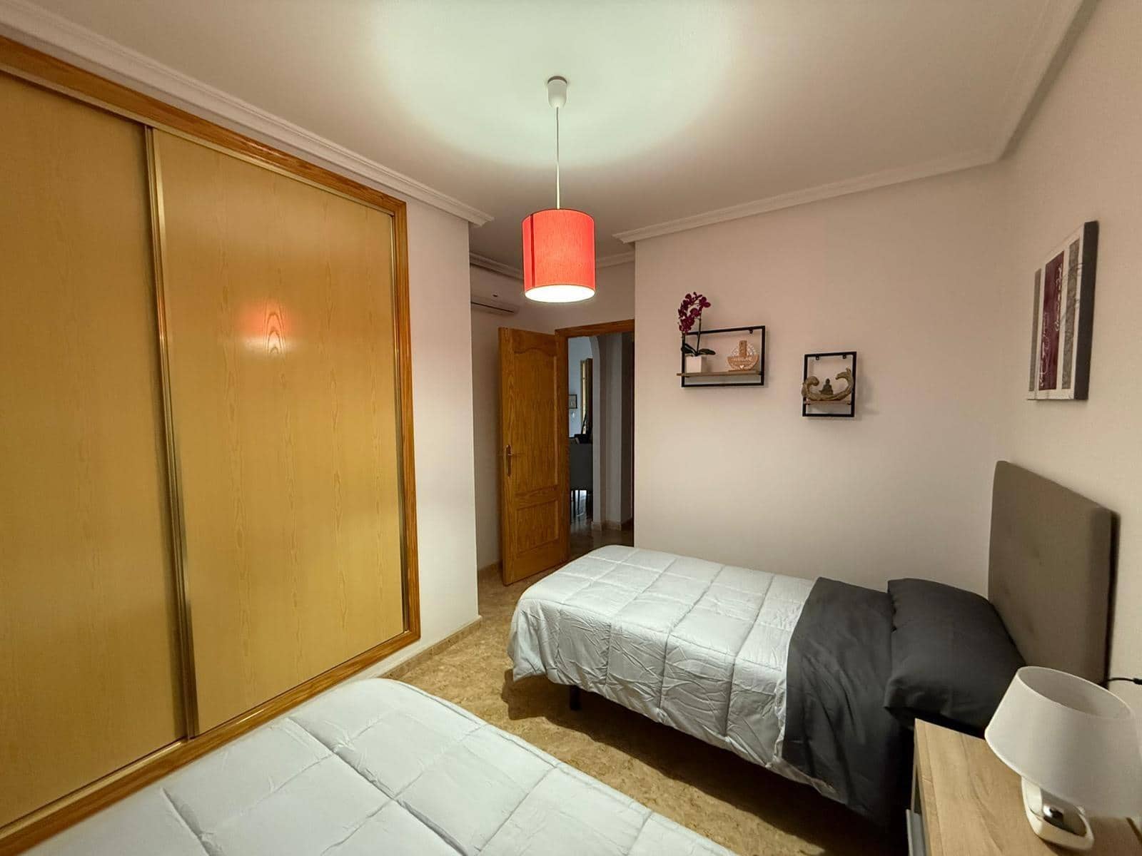 2 slaapkamer Bungalow te huur in Santiago de la Ribera met garage - € 1.600 (Ref: 9920394)