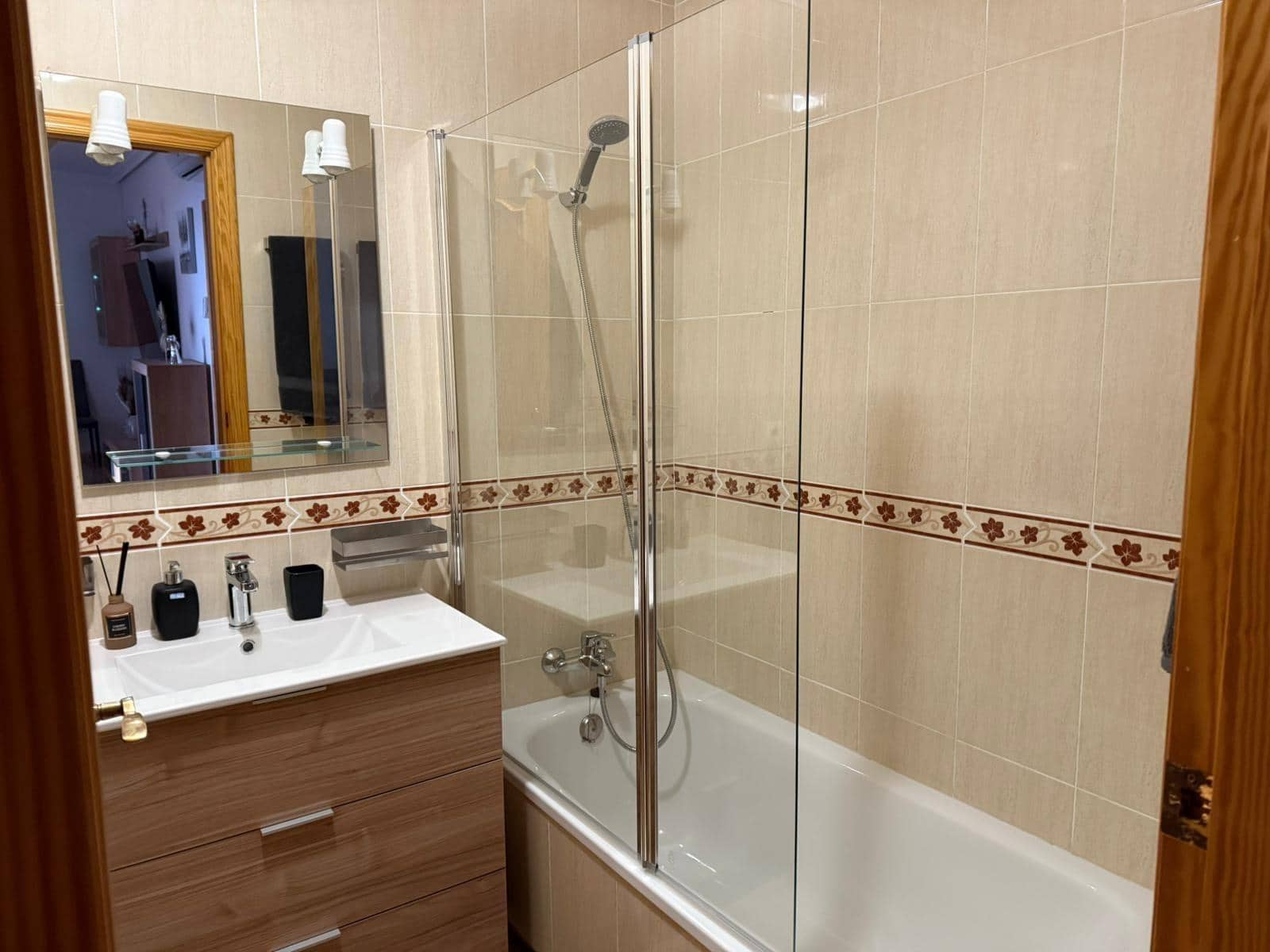 2 slaapkamer Bungalow te huur in Santiago de la Ribera met garage - € 1.600 (Ref: 9920394)