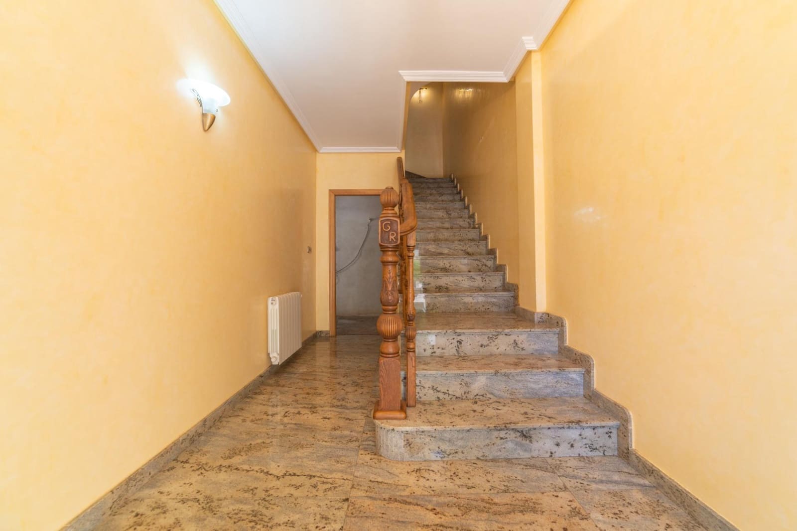 3 bedroom Semi-detached Villa for sale in San Javier with garage - € 342,000 (Ref: 9942462)