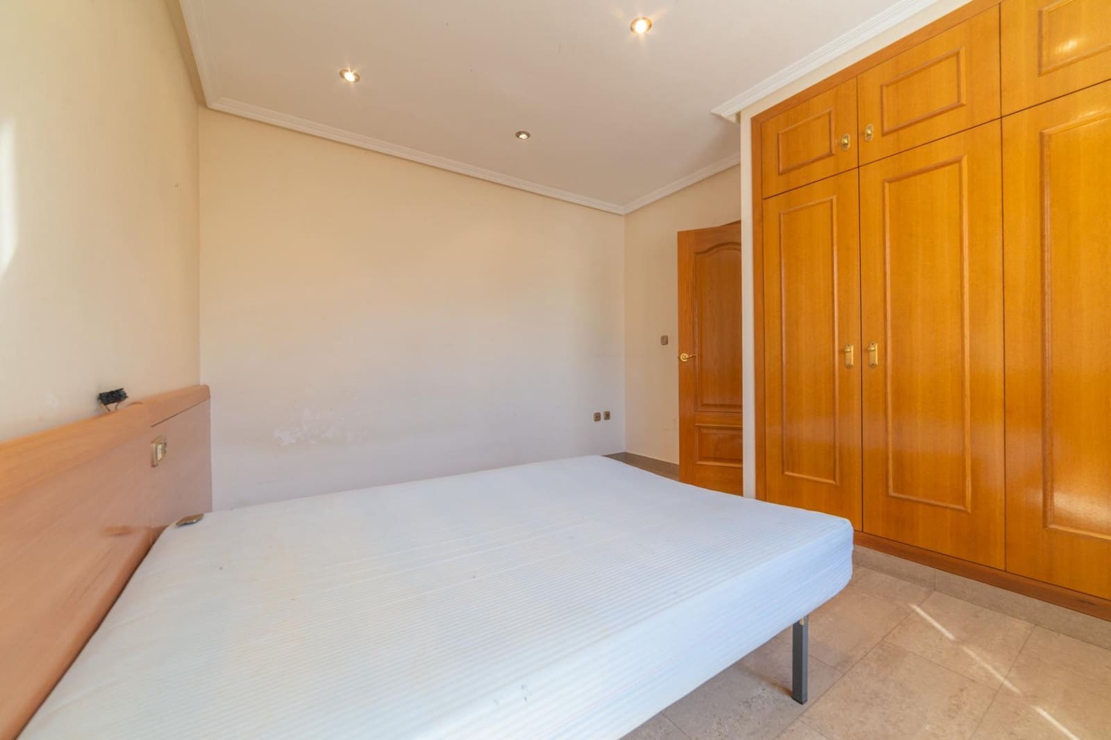 3 bedroom Semi-detached Villa for sale in San Javier with garage - € 342,000 (Ref: 9942462)