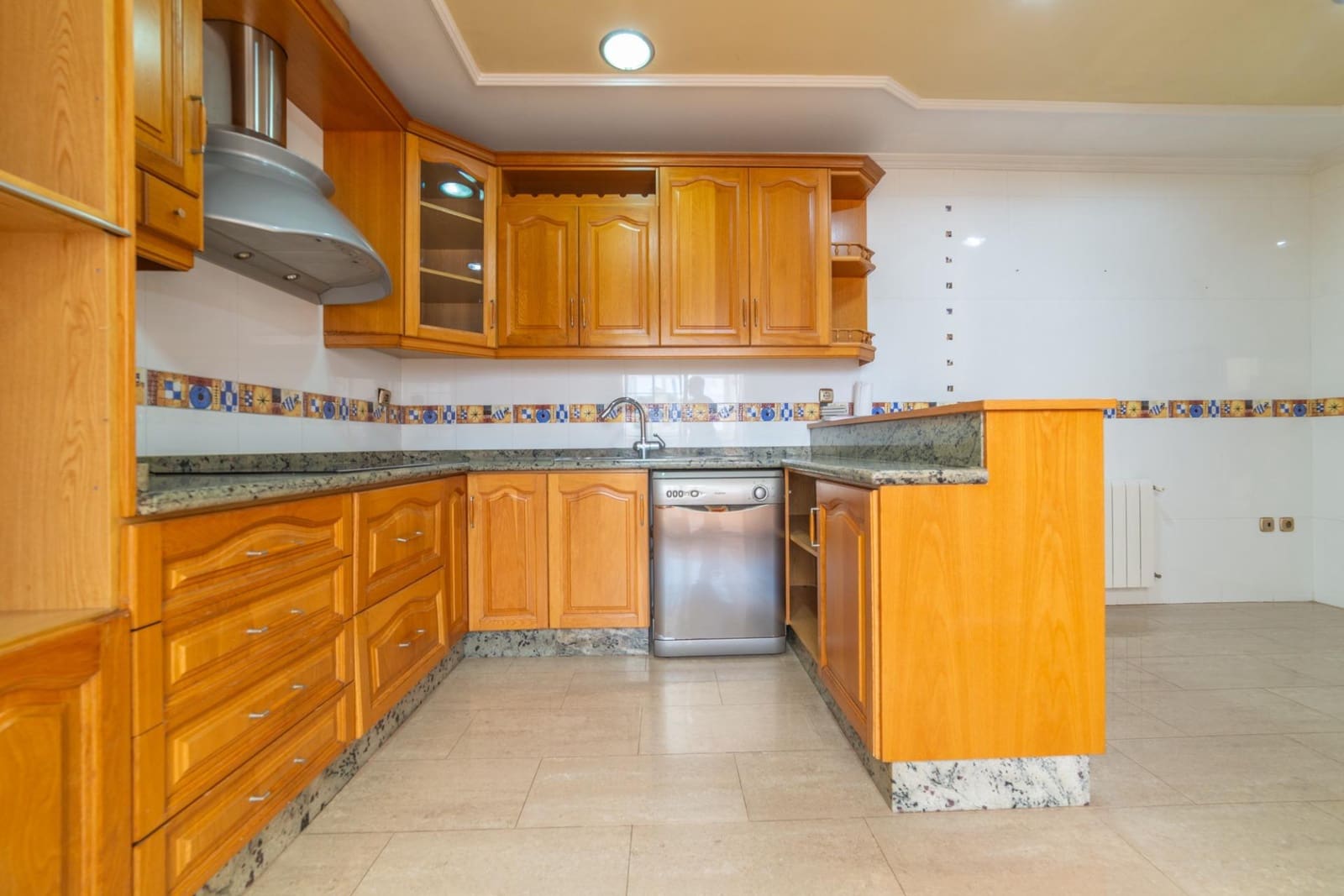 3 bedroom Semi-detached Villa for sale in San Javier with garage - € 342,000 (Ref: 9942462)