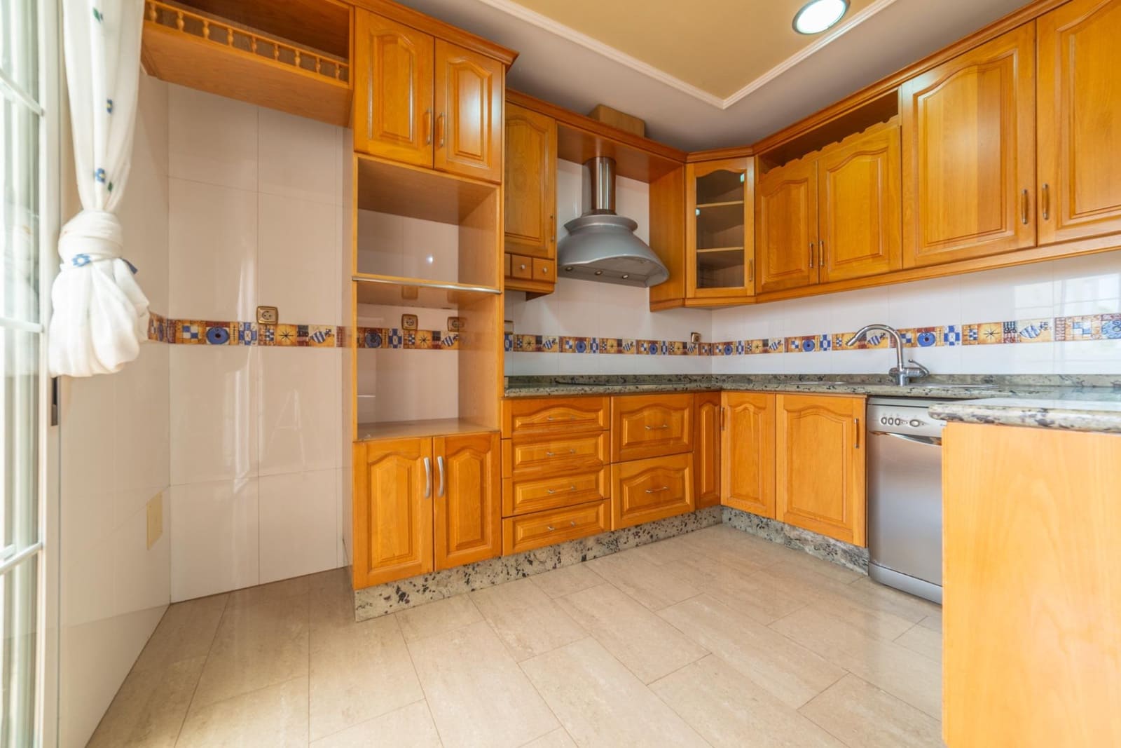3 bedroom Semi-detached Villa for sale in San Javier with garage - € 342,000 (Ref: 9942462)