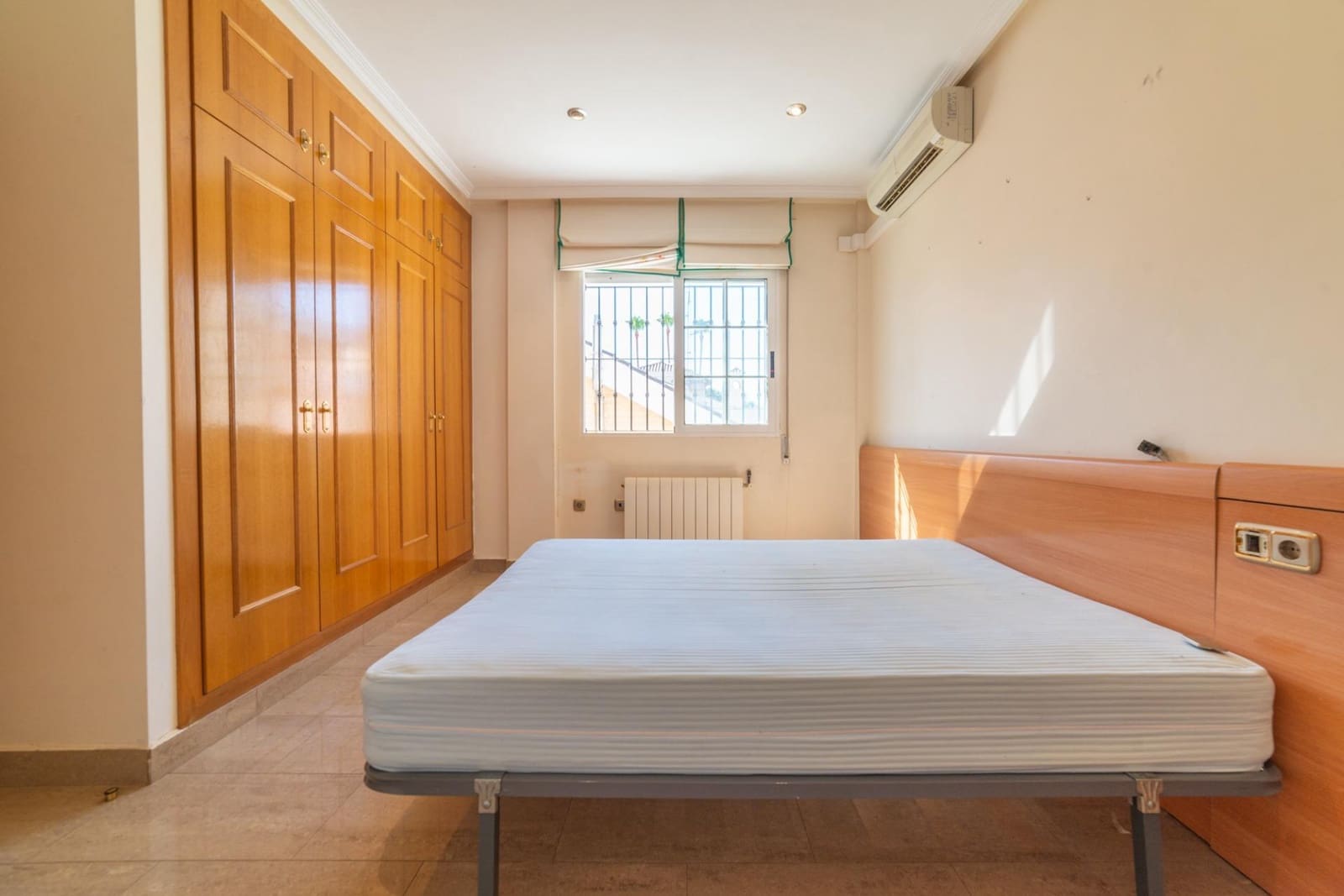 3 bedroom Semi-detached Villa for sale in San Javier with garage - € 342,000 (Ref: 9942462)
