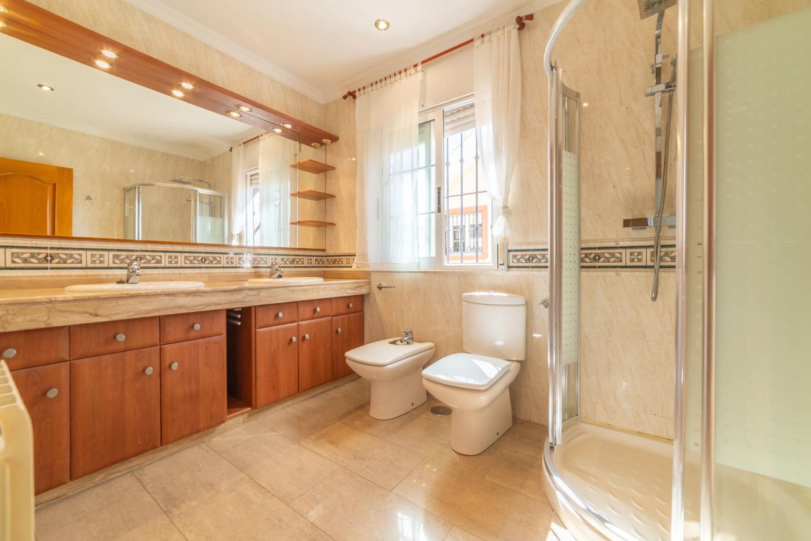 3 bedroom Semi-detached Villa for sale in San Javier with garage - € 342,000 (Ref: 9942462)