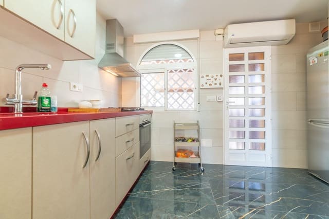 2 soverom Rekkehus til salgs i Santiago de la Ribera, San Javier med svømmebasseng garasje - € 224 000 (Ref: 9955124)
