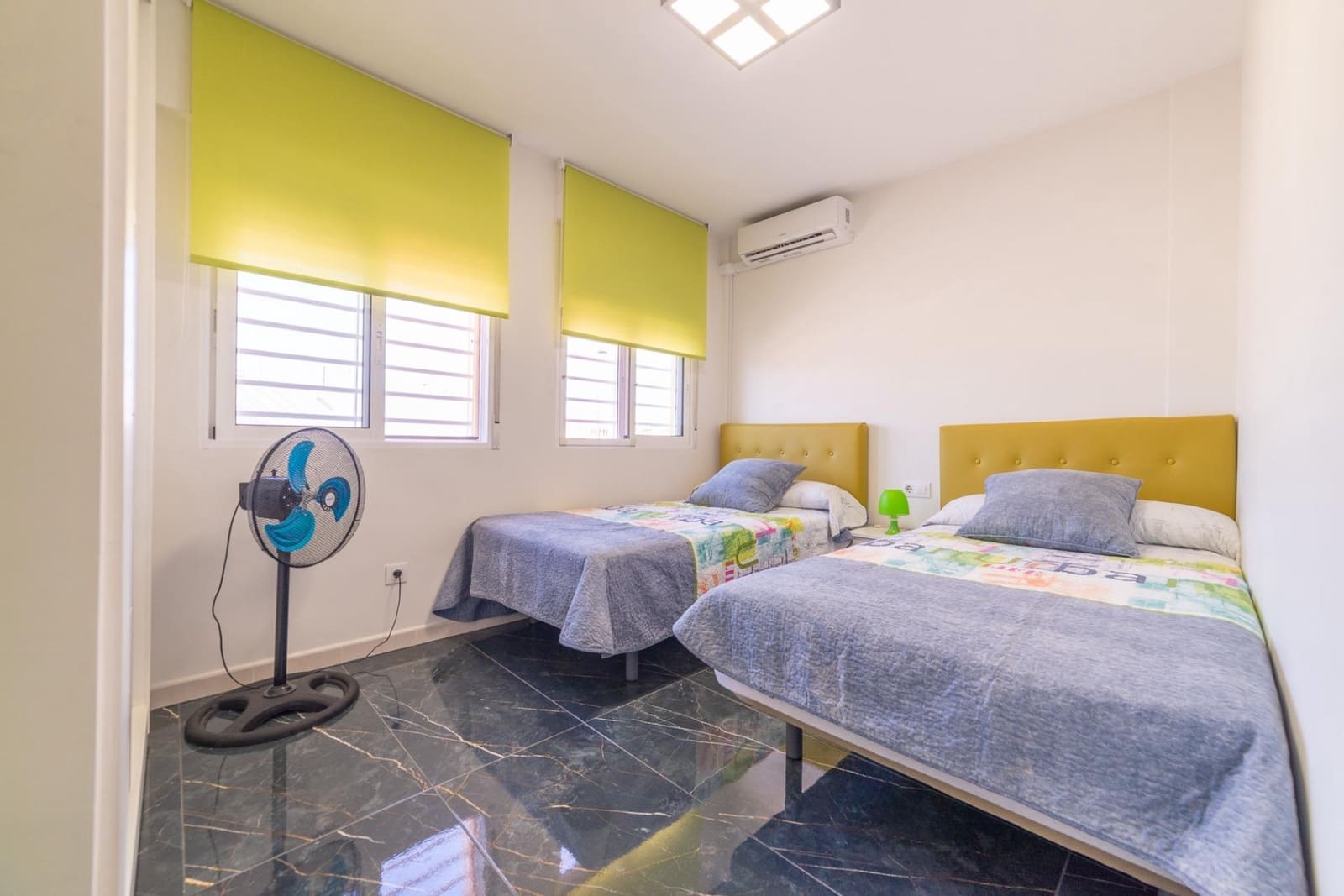 2 soverom Rekkehus til salgs i Santiago de la Ribera med svømmebasseng garasje - € 224 000 (Ref: 9955124)