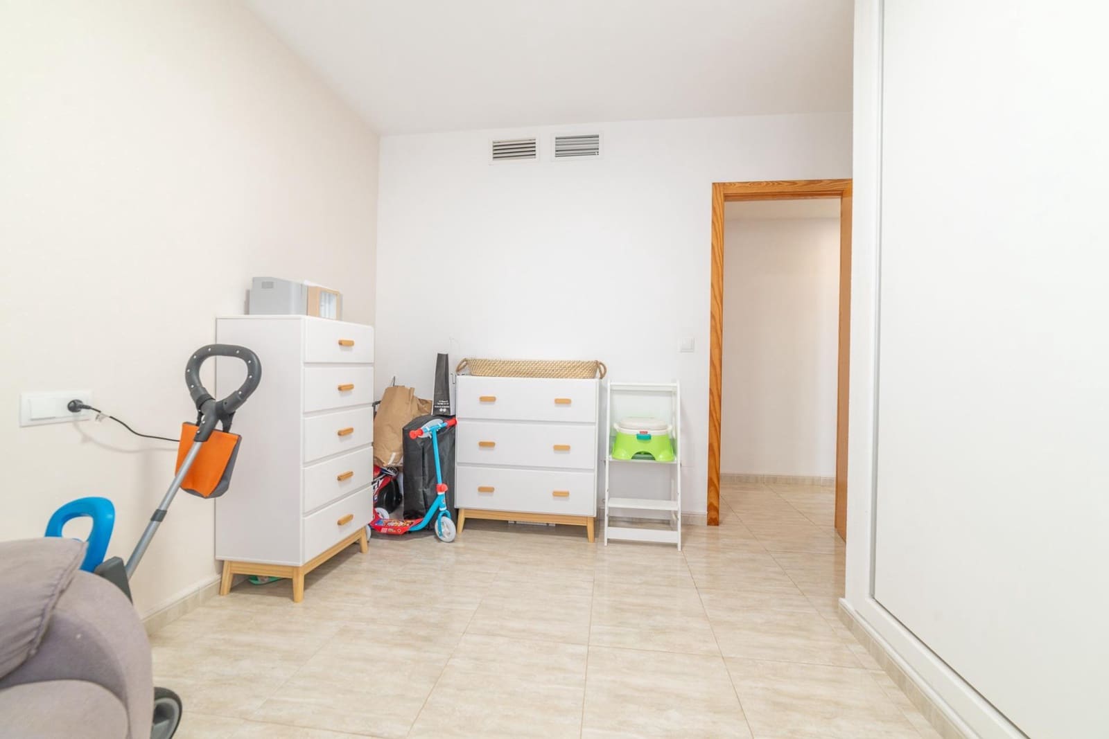 2 soveværelse Lejlighed til salg i San Pedro del Pinatar med garage - € 140.000 (Ref: 9955125)