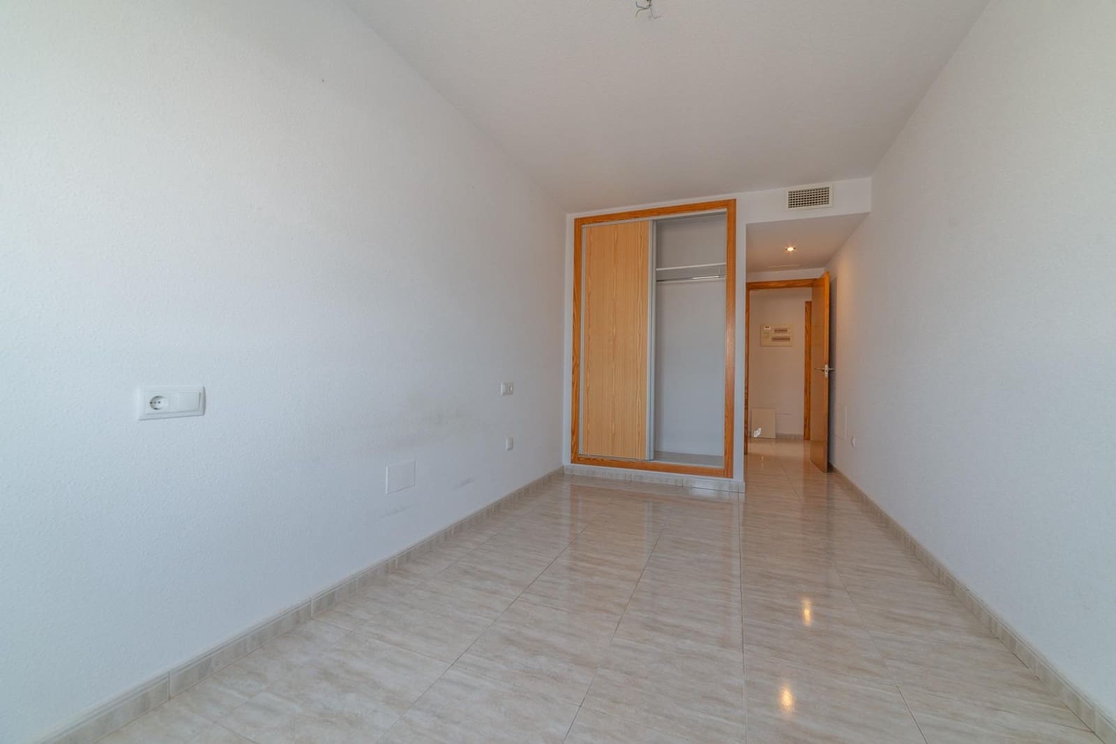 2 chambre Appartement à vendre à San Pedro del Pinatar avec garage - 129 900 € (Ref: 9978781)