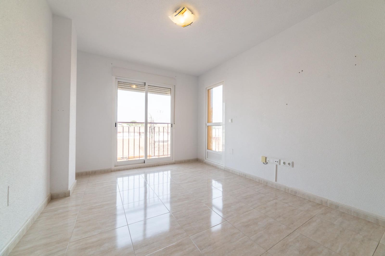 2 chambre Appartement à vendre à San Pedro del Pinatar avec garage - 129 900 € (Ref: 9978781)