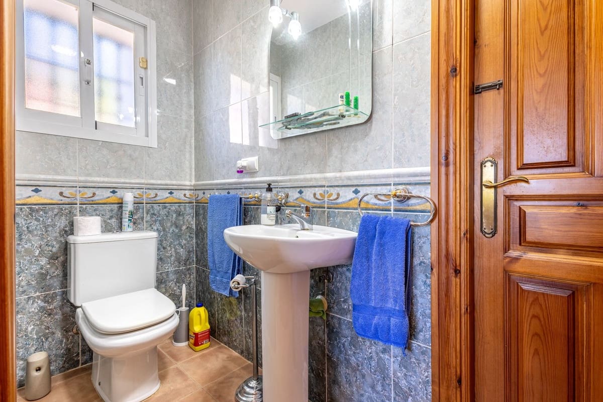 4 sovrum Villa till salu i Coin med pool garage - 745 000 € (Ref: 10009796)