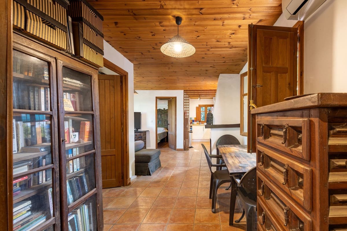 Finca/Casa Rural de 3 habitaciones en Coín en venta con piscina - 325.000 € (Ref: 10130686)