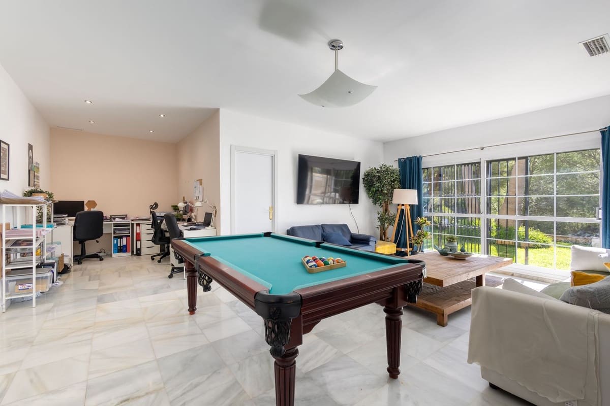4 soveværelse Byhus til salg i Alhaurin Golf med swimmingpool garage - € 685.000 (Ref: 10135075)