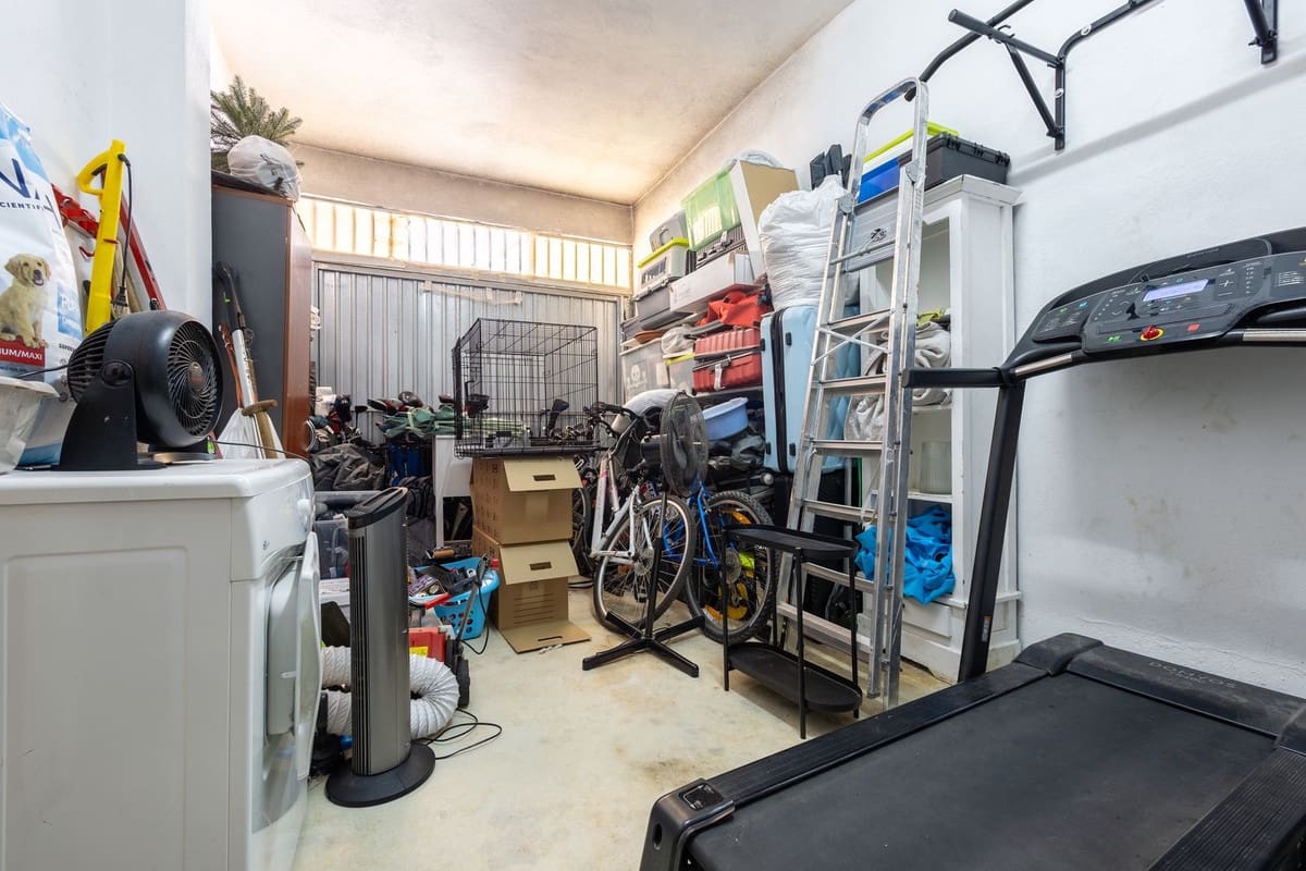 4 soveværelse Byhus til salg i Alhaurin Golf med swimmingpool garage - € 685.000 (Ref: 10135075)