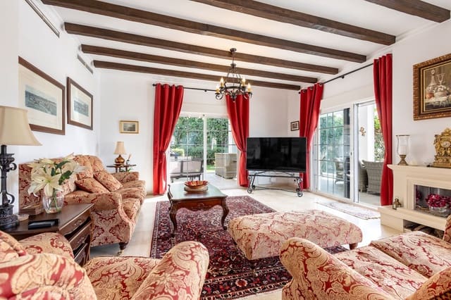 Chalet de 3 habitaciones en Alhaurín Golf, Alhaurín el Grande en venta con piscina garaje - 845.000 € (Ref: 10136618)