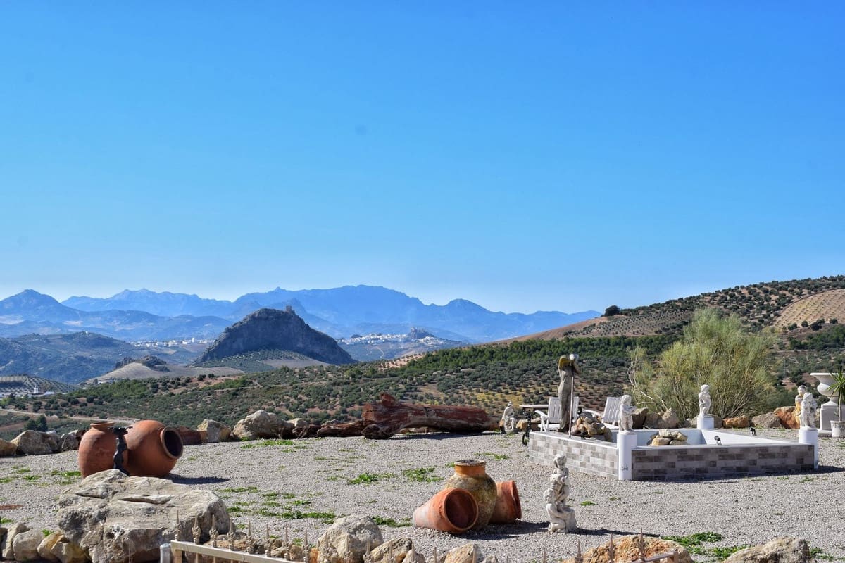 10 sovrum Finca/Hus på landet till salu i Ronda med pool - 1 500 000 € (Ref: 8835834)