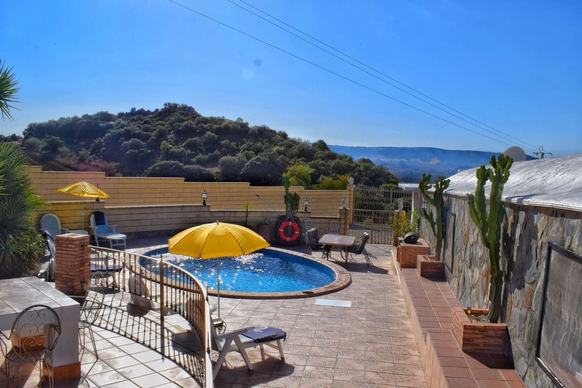 10 sovrum Finca/Hus på landet till salu i Ronda med pool - 1 500 000 € (Ref: 8835834)