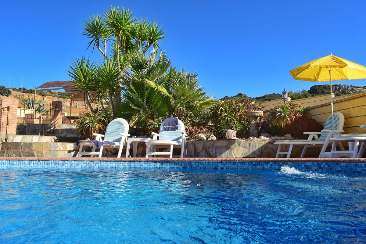 10 Zimmer Finca/Landgut zu verkaufen in Ronda mit Pool - 1.500.000 € (Ref: 8835834)