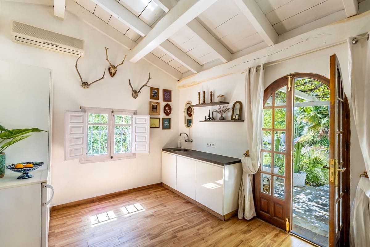 10 sypialnia Finka/Dom wiejski na sprzedaż w Alhaurin el Grande z basenem - 1 395 000 € (Ref: 8835835)