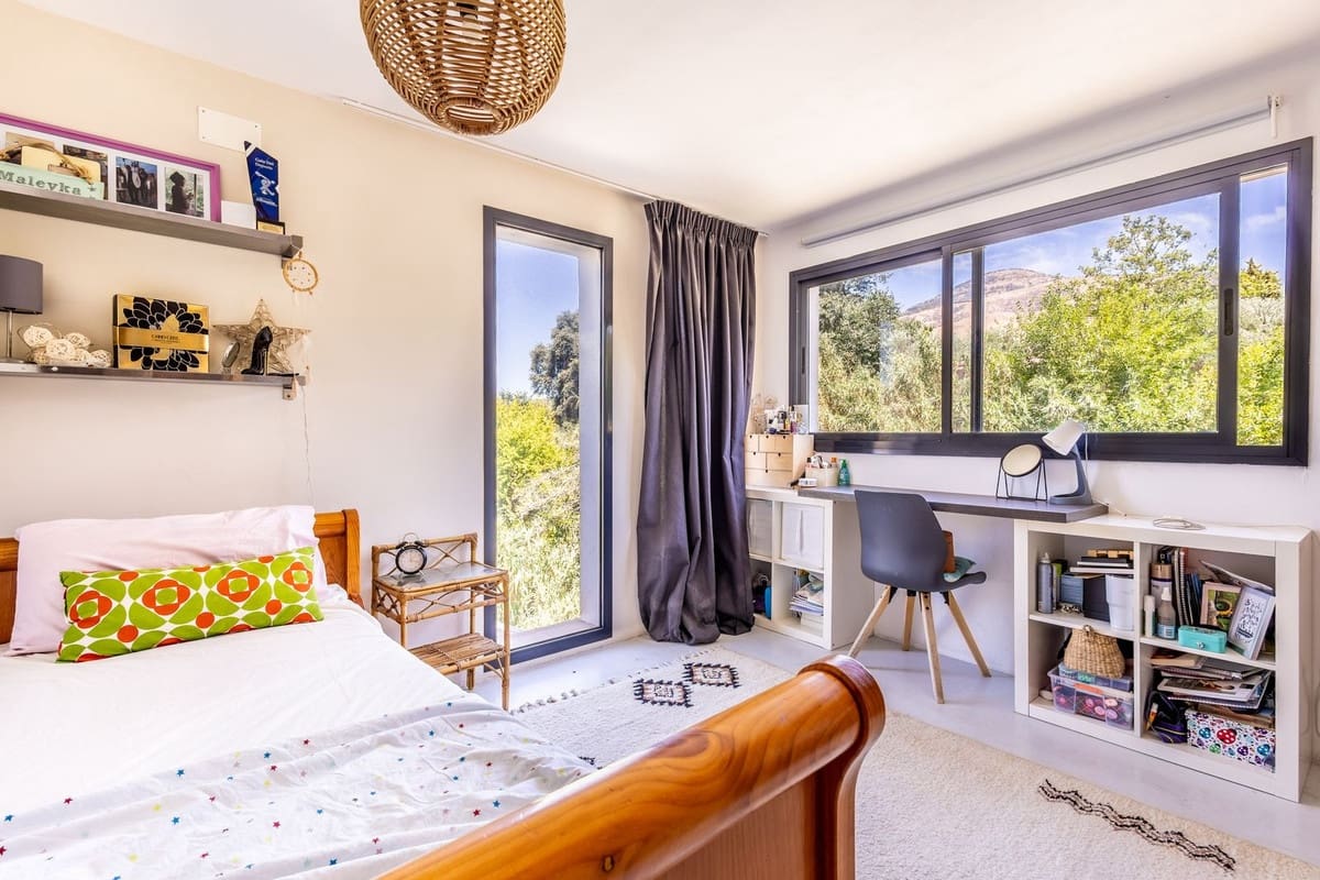 10 sypialnia Finka/Dom wiejski na sprzedaż w Alhaurin el Grande z basenem - 1 395 000 € (Ref: 8835835)