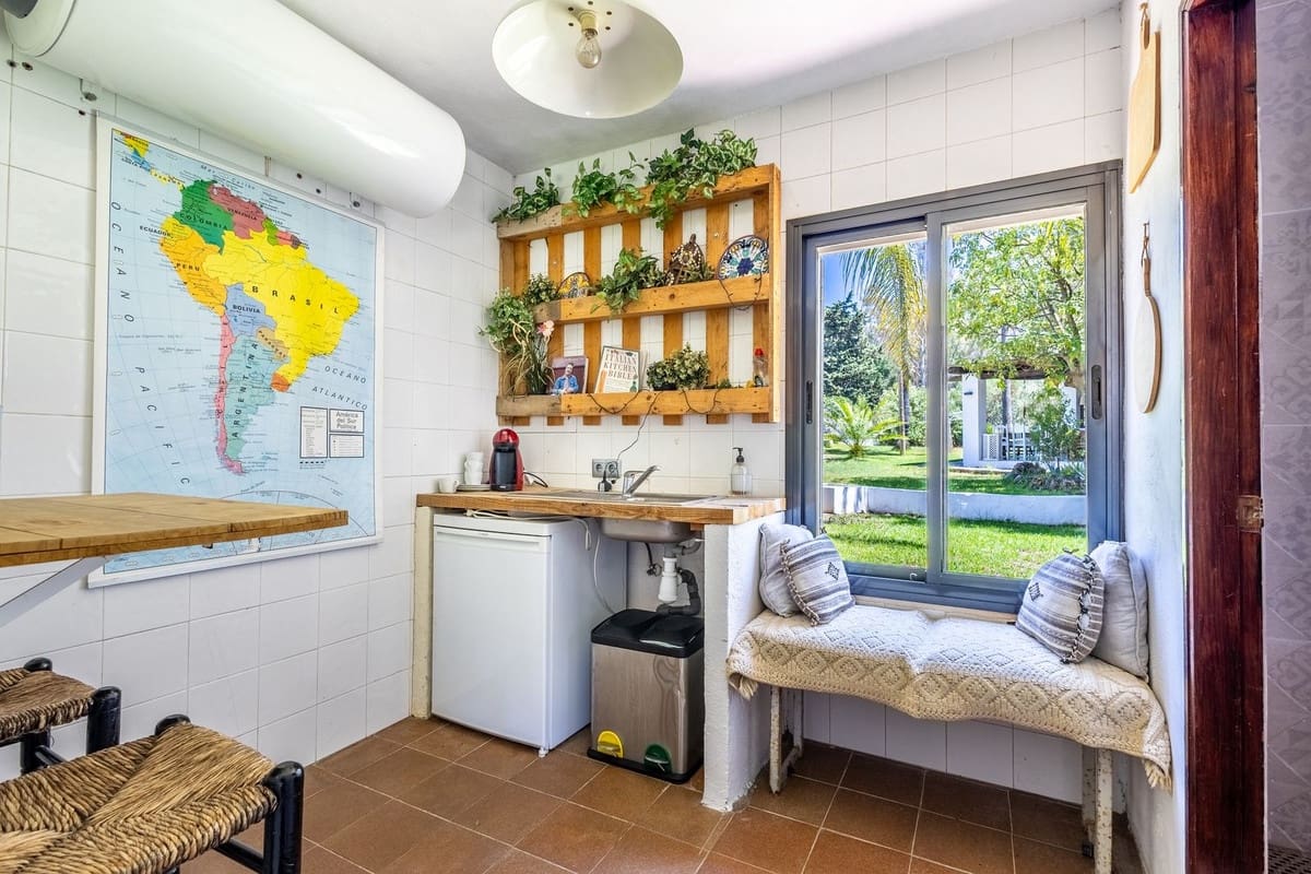 10 bedroom Finca/Country House for sale in Alhaurin el Grande with pool - € 1,395,000 (Ref: 8835835)