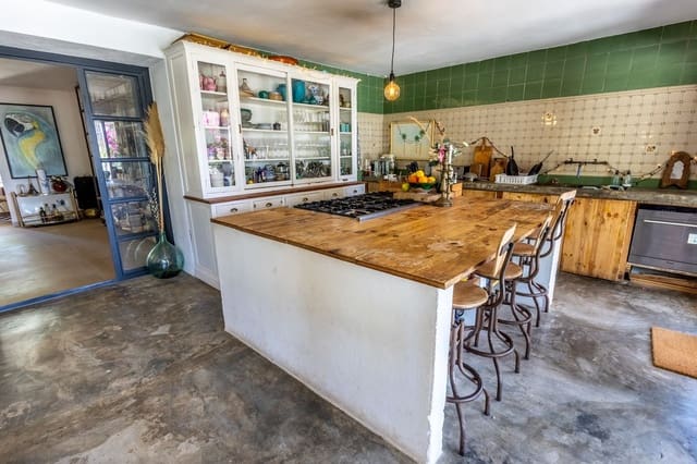 10 Zimmer Finca/Landgut zu verkaufen in Alhaurín el Grande mit Pool - 1.395.000 € (Ref: 8835835)