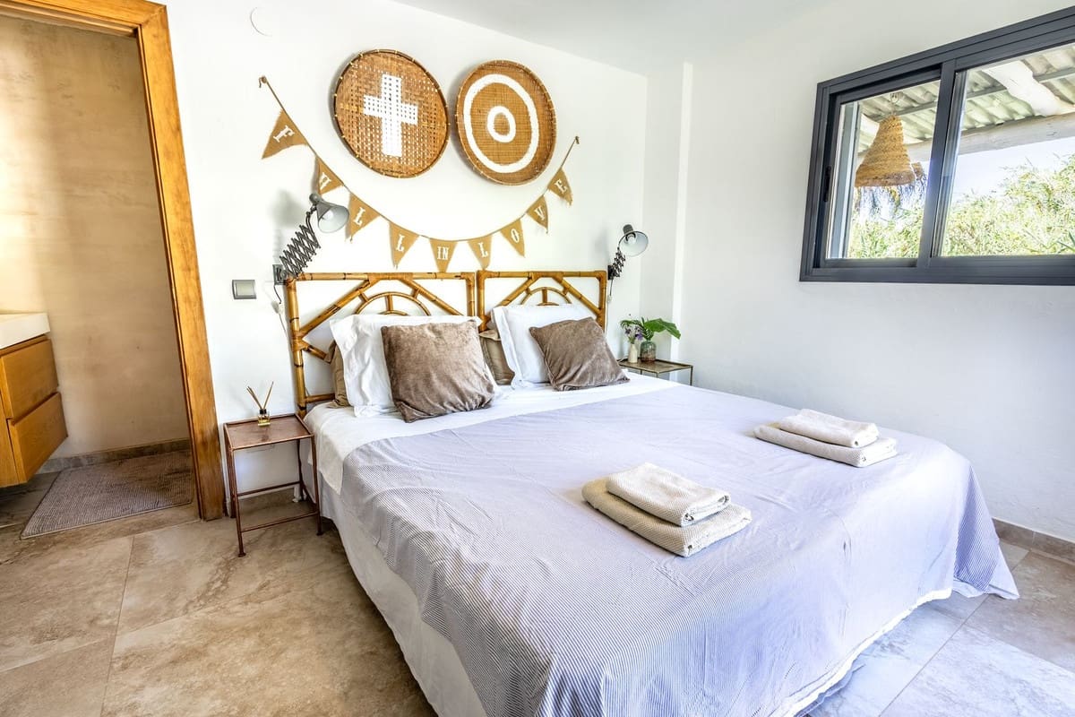 10 bedroom Finca/Country House for sale in Alhaurin el Grande with pool - € 1,395,000 (Ref: 8835835)