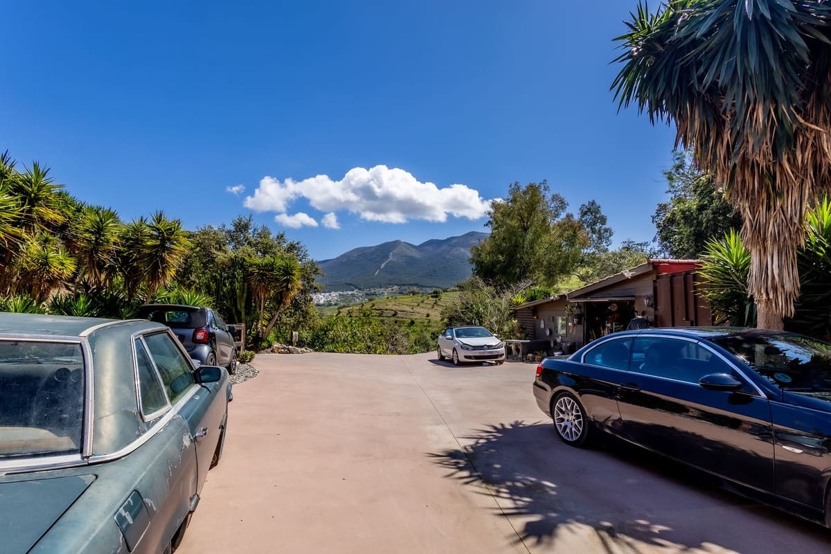 6 bedroom Finca/Country House for sale in Alhaurin el Grande with pool garage - € 995,500 (Ref: 8835836)