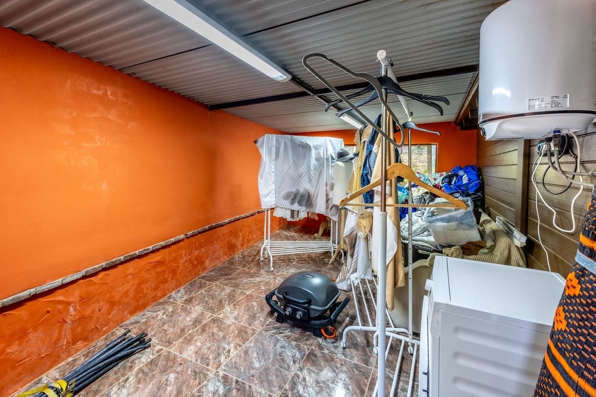 6 bedroom Finca/Country House for sale in Alhaurin el Grande with pool garage - € 995,500 (Ref: 8835836)