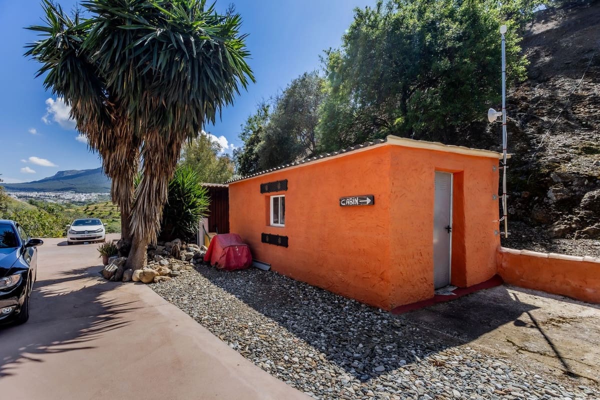 6 bedroom Finca/Country House for sale in Alhaurin el Grande with pool garage - € 995,500 (Ref: 8835836)