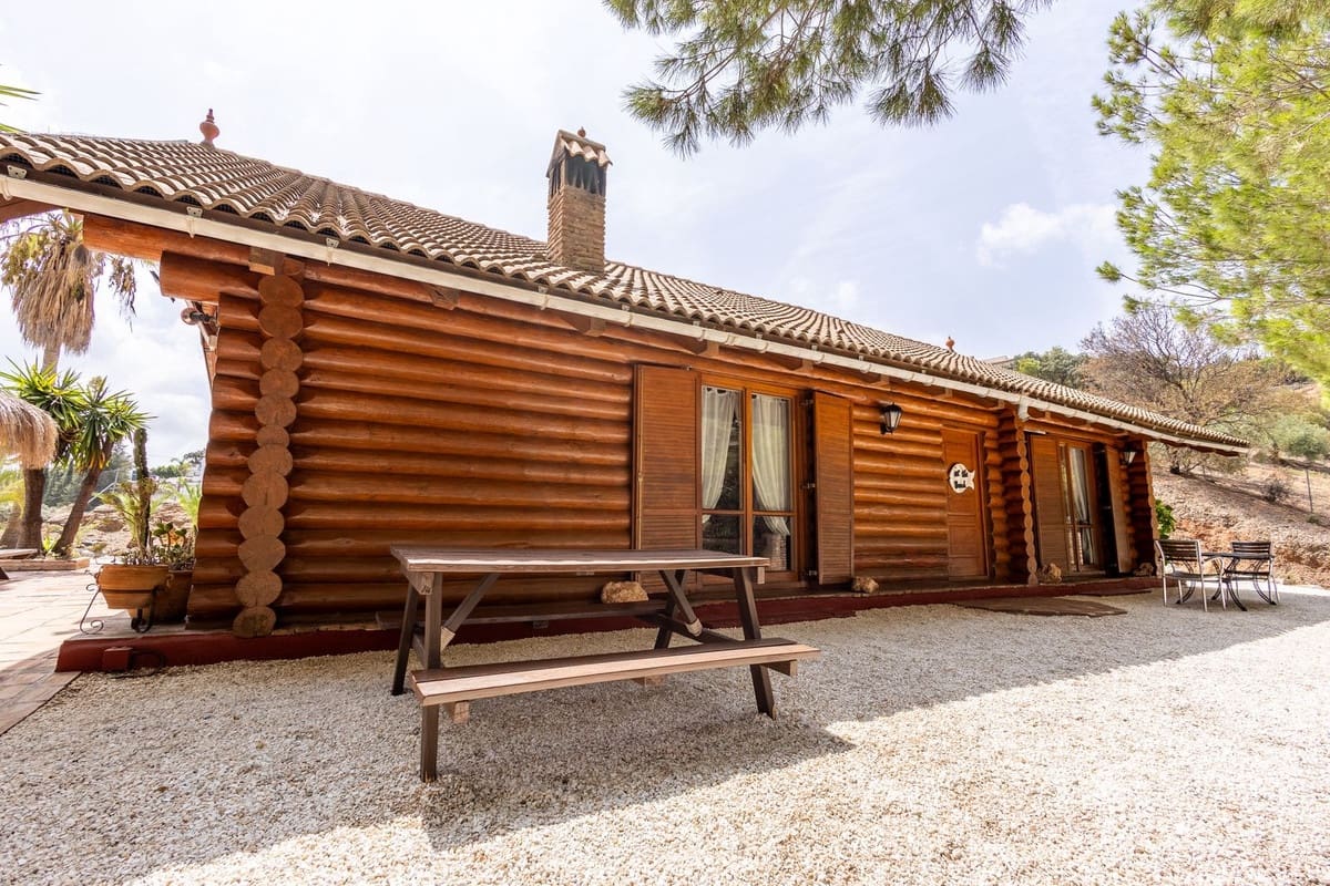 6 bedroom Finca/Country House for sale in Alhaurin el Grande with pool garage - € 995,500 (Ref: 8835836)