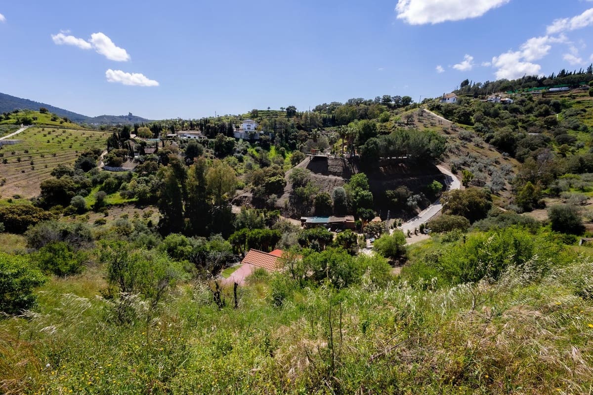 6 bedroom Finca/Country House for sale in Alhaurin el Grande with pool garage - € 995,500 (Ref: 8835836)