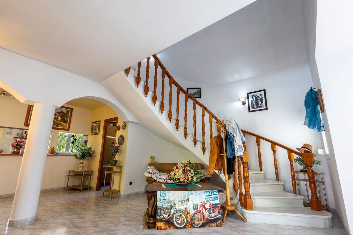 4 sypialnia Willa na sprzedaż w Alhaurin el Grande z basenem garażem - 795 000 € (Ref: 8835849)