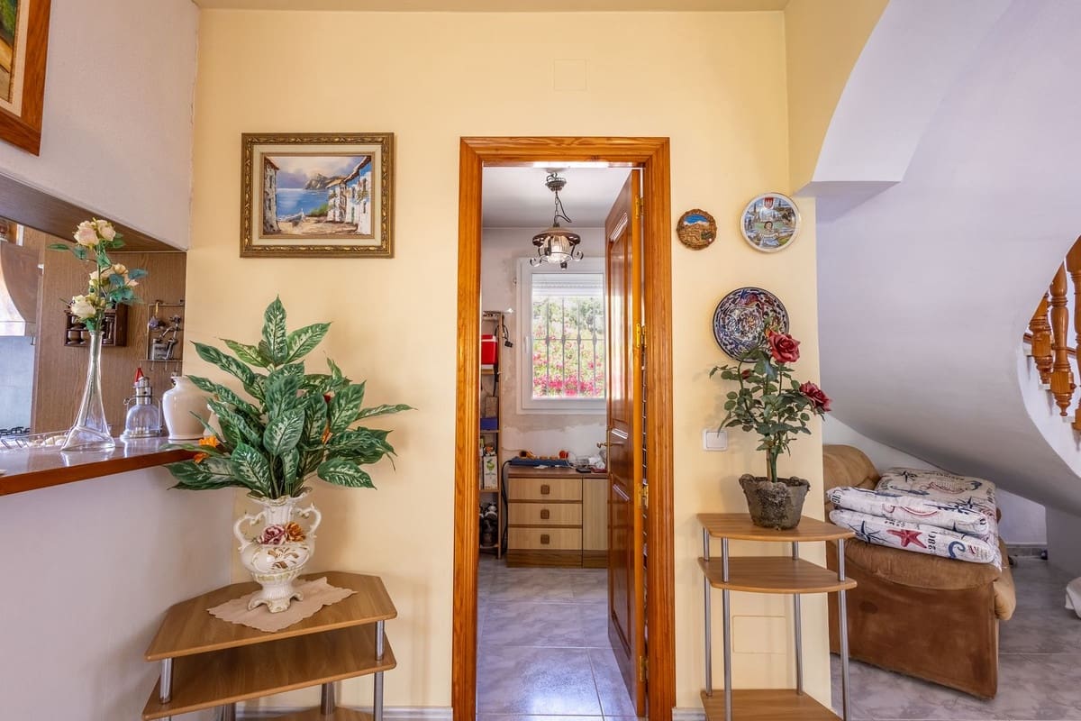 4 sypialnia Willa na sprzedaż w Alhaurin el Grande z basenem garażem - 795 000 € (Ref: 8835849)