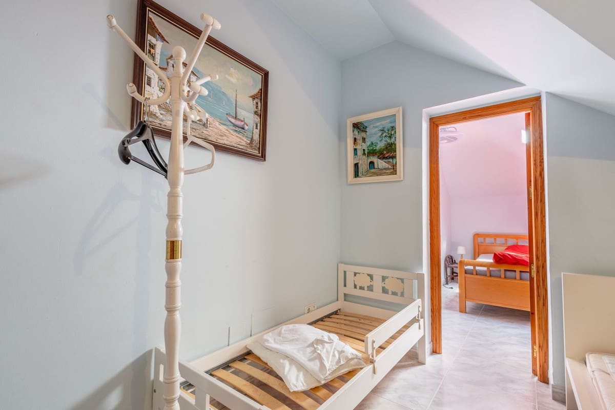 4 sypialnia Willa na sprzedaż w Alhaurin el Grande z basenem garażem - 795 000 € (Ref: 8835849)