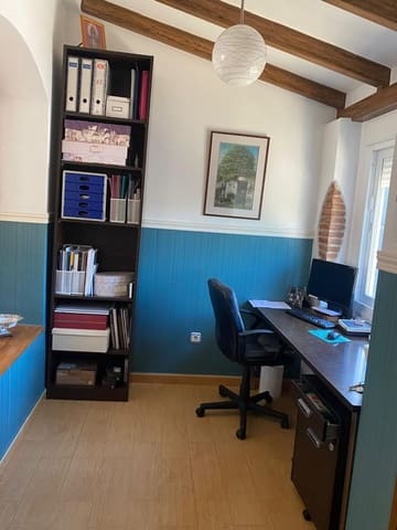 3 makuuhuone Paritalo myytävänä paikassa Coín mukana uima-altaan - 335 000 € (Ref: 8897771)