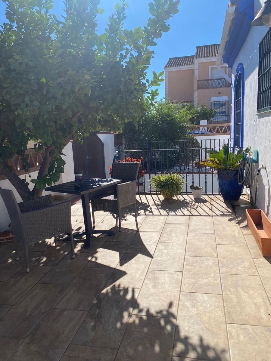 3 sypialnia Dom blizniak na sprzedaż w Coin z basenem - 335 000 € (Ref: 8897771)