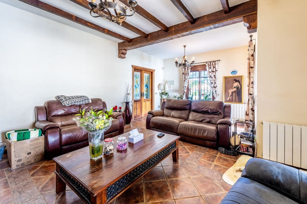 4 quarto Moradia para venda em Alhaurin el Grande com piscina garagem - 695 000 € (Ref: 8913545)