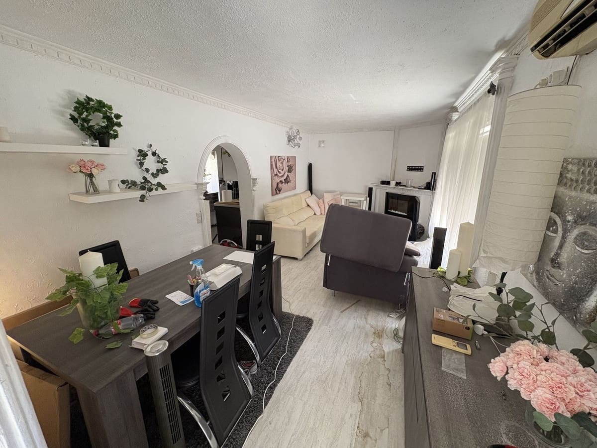 4 makuuhuone Paritalo myytävänä paikassa Fuengirola mukana uima-altaan 
autotalli - 525 000 € (Ref: 8922595)