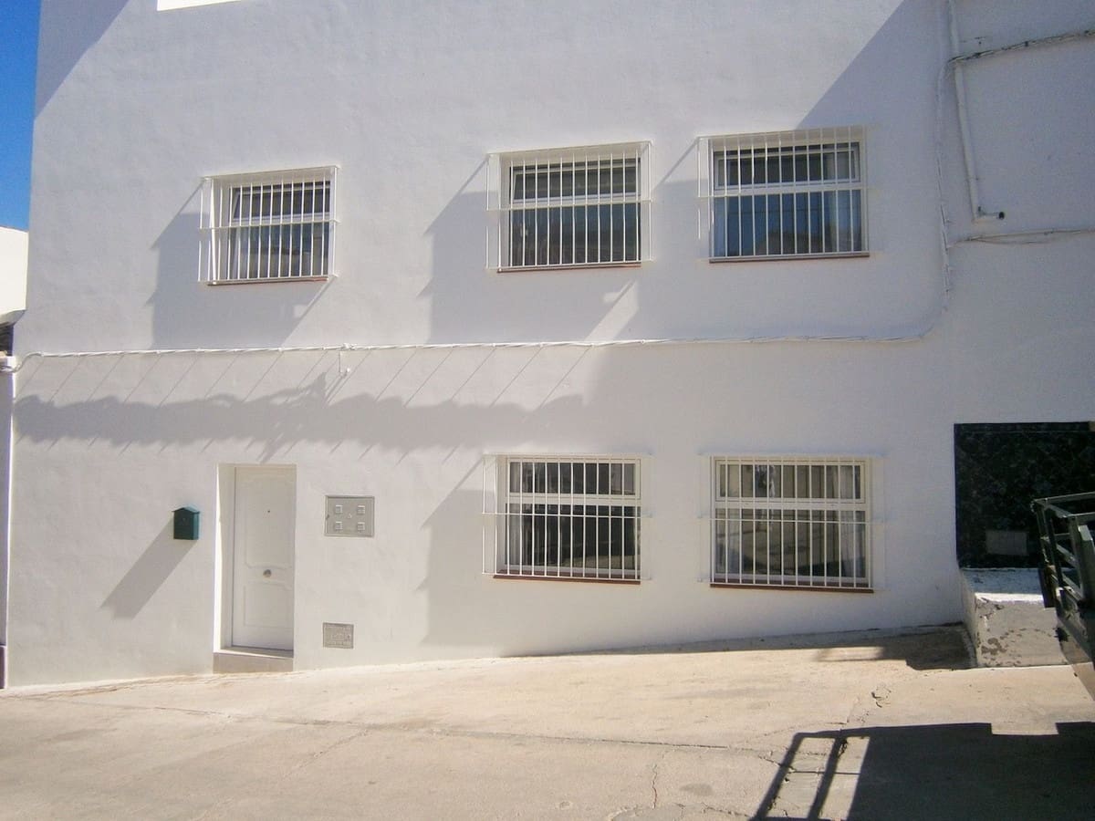 2 slaapkamer Huis te koop in Ronda - € 75.000 (Ref: 8981249)