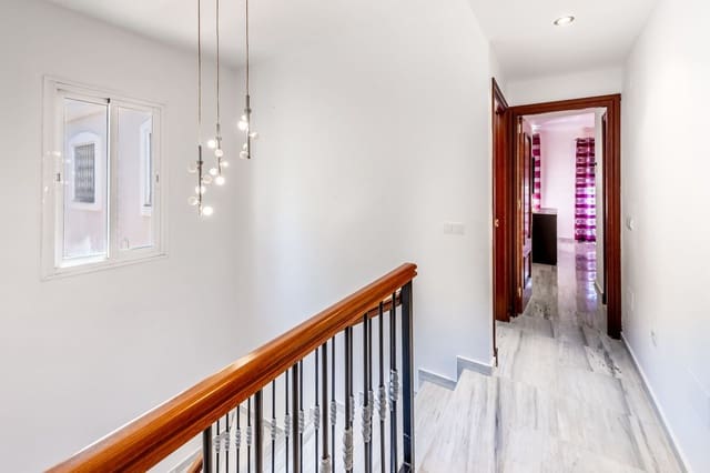 3 chambre Maison de Ville à vendre à Alhaurín Golf, Alhaurín el Grande avec piscine garage - 365 000 € (Ref: 9000448)